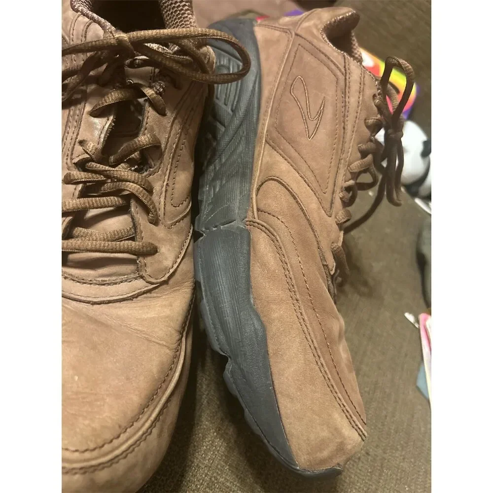 Brooks Addiction walker Mens size 15 brown  sneakers